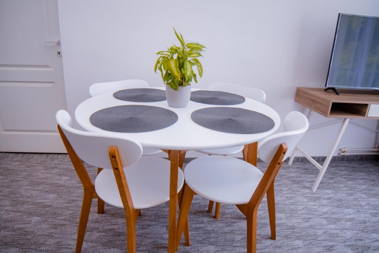Vladstudio Turda Ngoại thất bức ảnh